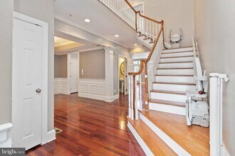 378 Village Way in Chalfont, PA - Foto de edificio - Building Photo