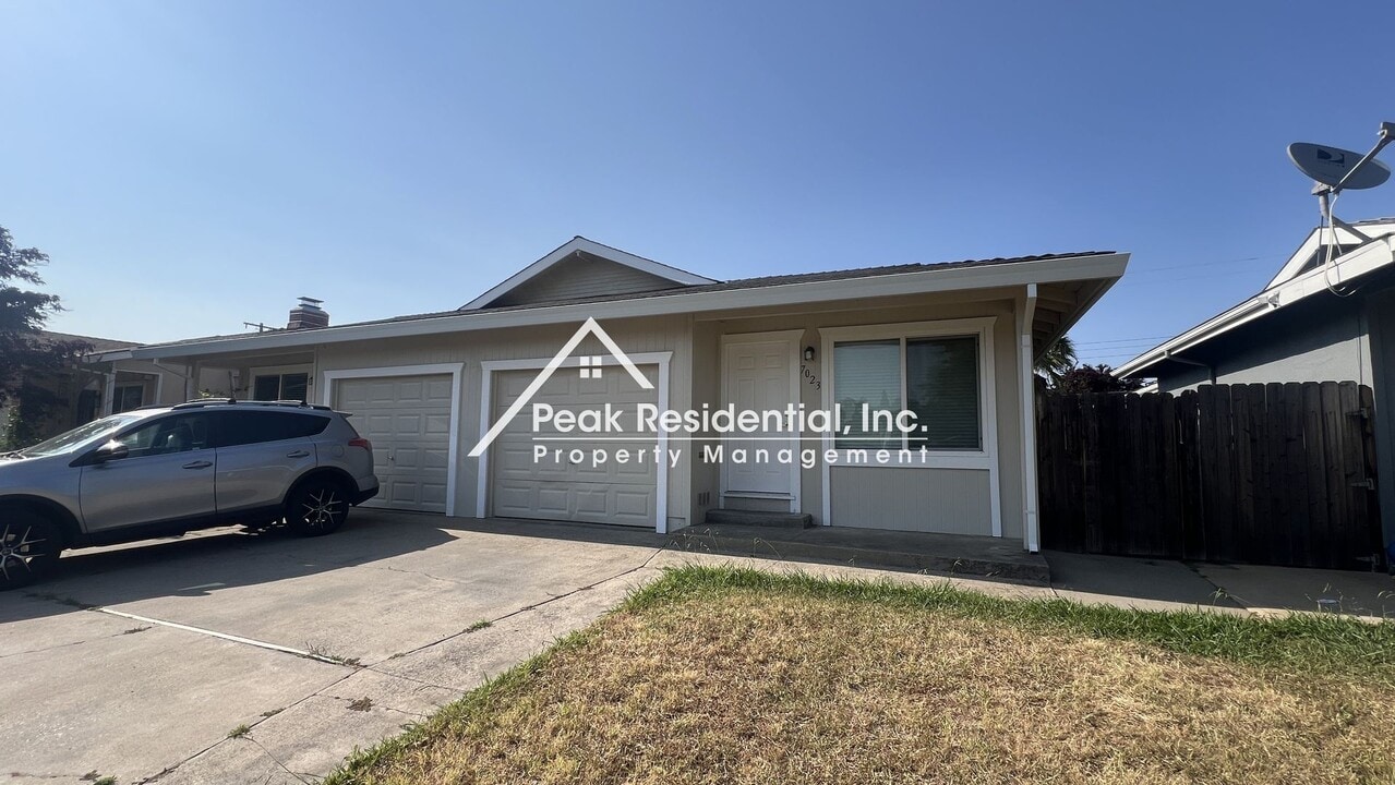 7023 Holland Ave in Citrus Heights, CA - Building Photo