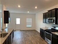 4011 Trail de Paris in New Braunfels, TX - Building Photo - Building Photo