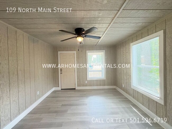 109 N Main St in Searcy, AR - Building Photo - Building Photo