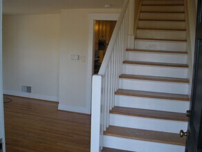 3034B 31st Ave W in Seattle, WA - Building Photo - Building Photo