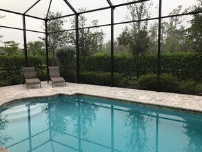 9325 Vercelli Ct in Naples, FL - Building Photo - Building Photo