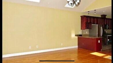 312 Randolph Ave in Jersey City, NJ - Building Photo - Building Photo