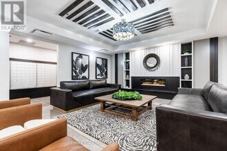 870 Queenston Rd in Hamilton, ON - Building Photo - Building Photo