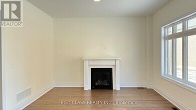 89 Archerhill Ct in Aurora, ON - Building Photo - Building Photo