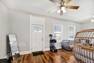 1201 St Peter St, Unit 4304 in Indianapolis, IN - Building Photo - Building Photo