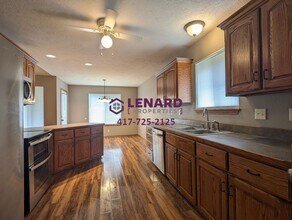 4430 W Tilden St in Springfield, MO - Building Photo - Building Photo