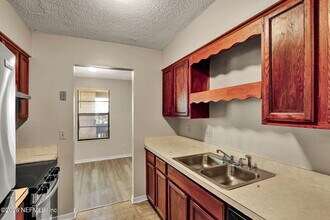 476 Bentwood Ln in Orange Park, FL - Building Photo - Building Photo