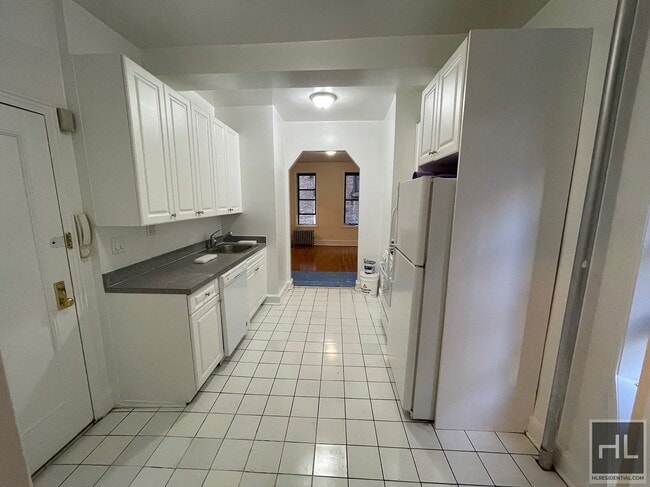 property at 243 E 38th St
