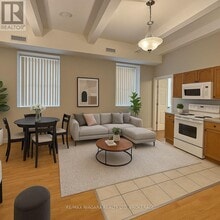 6365 Drummond Rd in Niagara Falls, ON - Building Photo - Building Photo