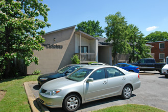 The Cloisters in Nashville, TN - Building Photo - Building Photo