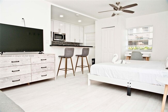 4109 N Ocean Dr