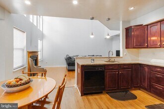 34 Birmingham Dr in Columbus, NJ - Building Photo - Building Photo