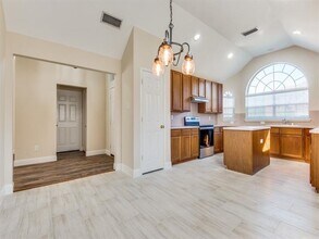 2336 Red Maple Rd in Flower Mound, TX - Building Photo - Building Photo