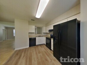 1553 Kingfisher Blvd in Orange Park, FL - Building Photo - Building Photo