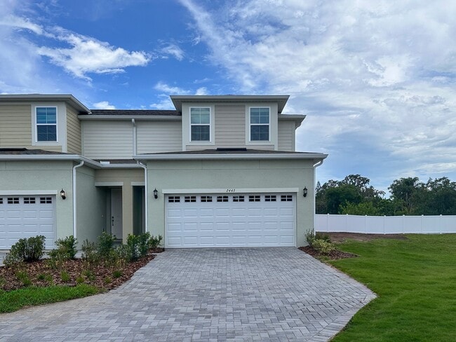 Nona Homes in St. Cloud, FL - Foto de edificio - Building Photo
