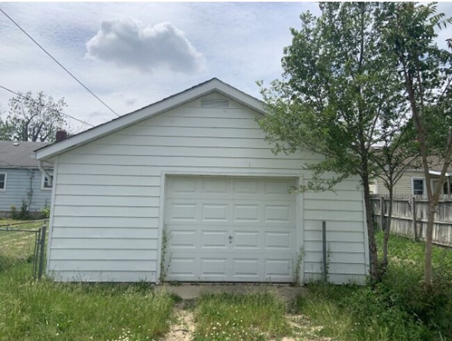 2200 S Beacon St in Muncie, IN - Building Photo - Building Photo