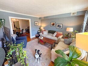 216 Roseneath Rd in Richmond, VA - Building Photo - Building Photo