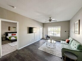 6225 Saratoga Blvd, Unit SI ID1058682P in Corpus Christi, TX - Building Photo