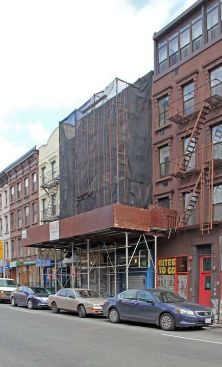 1697 Lexington Ave in New York, NY - Building Photo