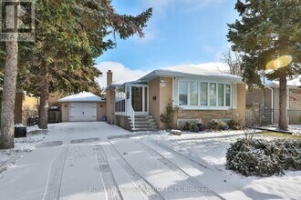 169 Norfolk Ave in Richmond Hill, ON - Building Photo - Building Photo