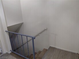 1336 N Jones Blvd in Las Vegas, NV - Building Photo