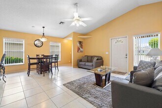 319 NW 3rd Ave in Delray Beach, FL - Building Photo - Building Photo