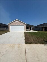 2550 E Meramec St in Fayetteville, AR - Building Photo - Building Photo