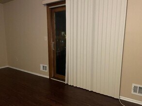 13 Bordenshire Dr in fieldsboro, NJ - Building Photo - Building Photo