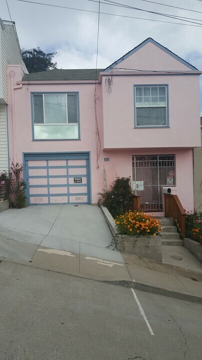 208 Ward St in San Francisco, CA - Building Photo