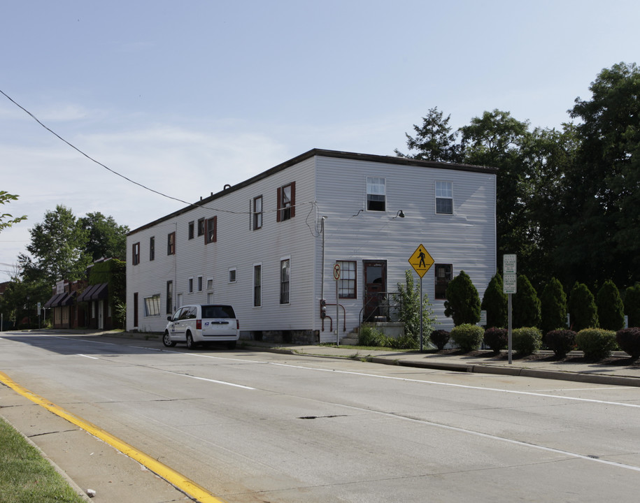 135 Gougler Ave in Kent, OH - Building Photo