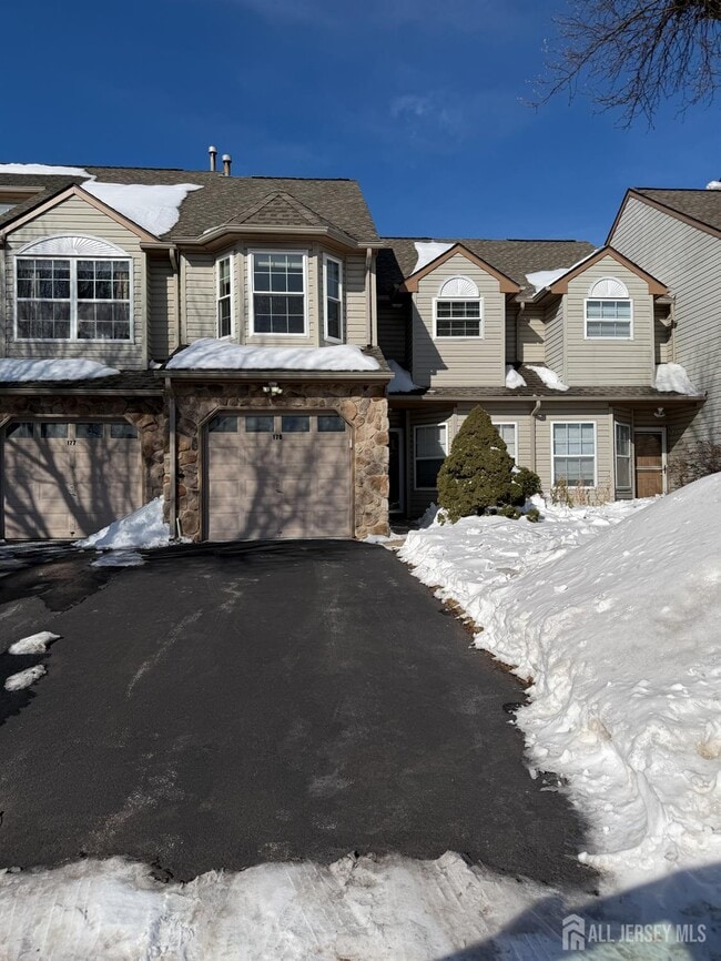 176 Nebula Rd in Piscataway, NJ - Building Photo - Building Photo