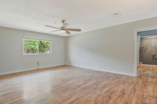 2325 Merle Cir in Pensacola, FL - Building Photo - Building Photo