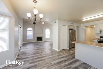 2914 E Muirwood Dr in Phoenix, AZ - Foto de edificio - Building Photo