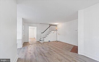 514 E Lancaster Ave in Downingtown, PA - Building Photo - Building Photo