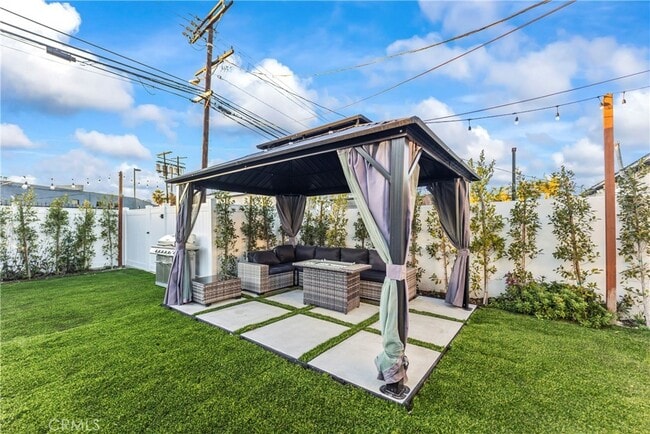 1835 S Crescent Heights Blvd in Los Angeles, CA - Building Photo - Building Photo