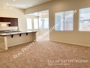 1046 La Canada Ave in Clovis, CA - Building Photo - Building Photo