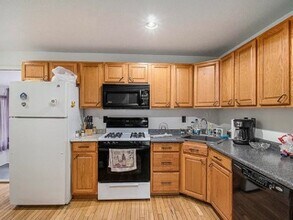 701 W 6th St in Monroe, MI - Building Photo - Building Photo