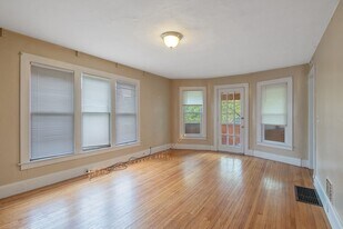 519-521 Clarendon St in Syracuse, NY - Building Photo