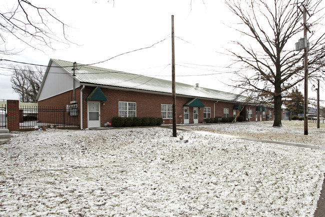 10309 Deering Rd in Louisville, KY - Building Photo - Building Photo