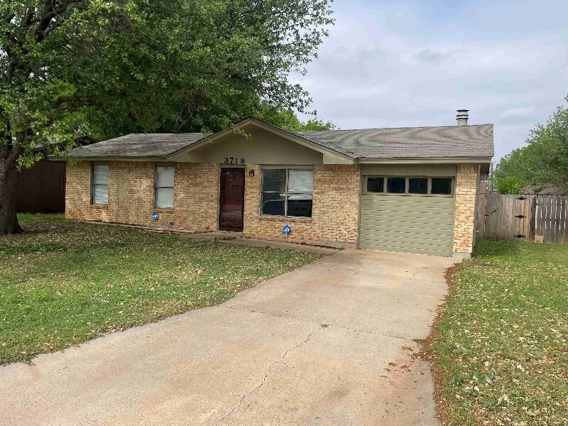 3718 Scranton Ln in Abilene, TX - Building Photo