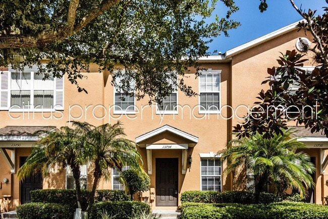 13754 Daniels Landing Cir