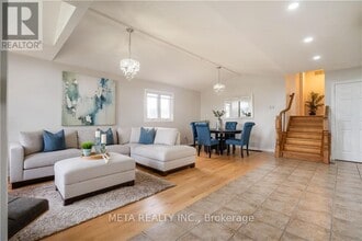 1 RESOLUTE Dr in Hamilton, ON - Building Photo - Building Photo