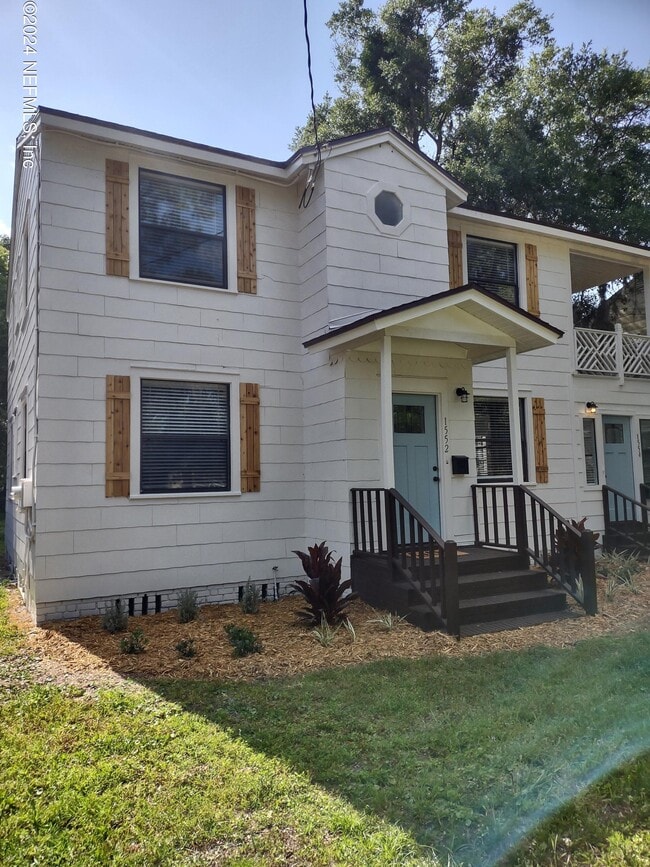 property at 1552 Naldo Ave