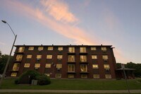 6 Charlotte Pl photo'