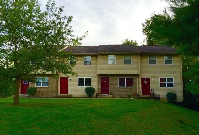 Bayberry Apartments in Shelbyville, KY - Building Photo