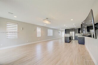 619 SW 17th St in Fort Lauderdale, FL - Building Photo - Building Photo