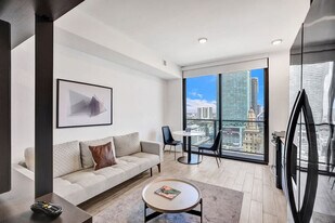 398 NE 5th St, Unit SI ID1504079P in Miami, FL - Building Photo