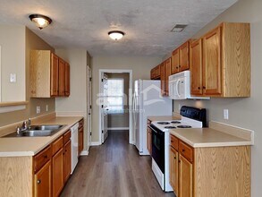 4861 Nina Marie Ave in Murfreesboro, TN - Building Photo - Building Photo