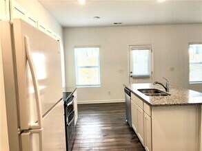 1394 Ben Park Way in Grayson, GA - Building Photo - Building Photo